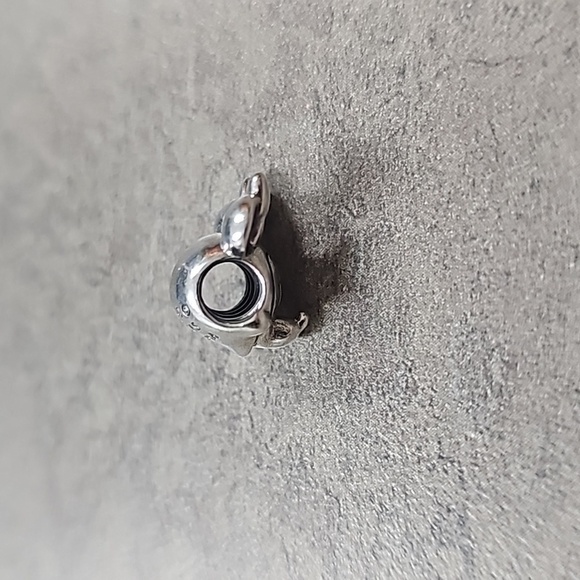 Authentic Pandora Disney Minnie Mouse Charm - Picture 4 of 4